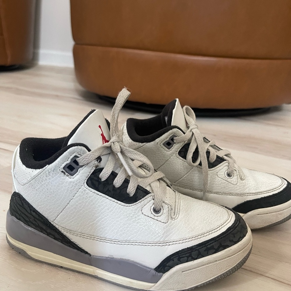 Jordan 3’s Boys size 13C Kids White, Black, and Gray